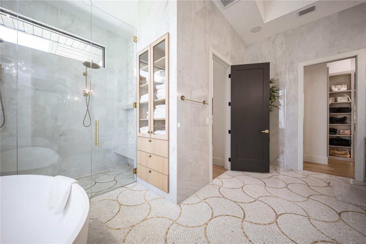 9240 Falcon Court, Venice, FL 34293 Photo