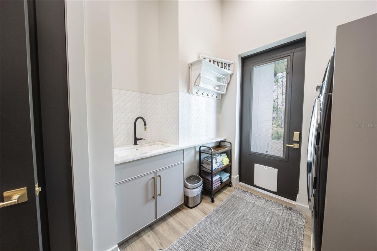 9240 Falcon Court, Venice, FL 34293 Photo