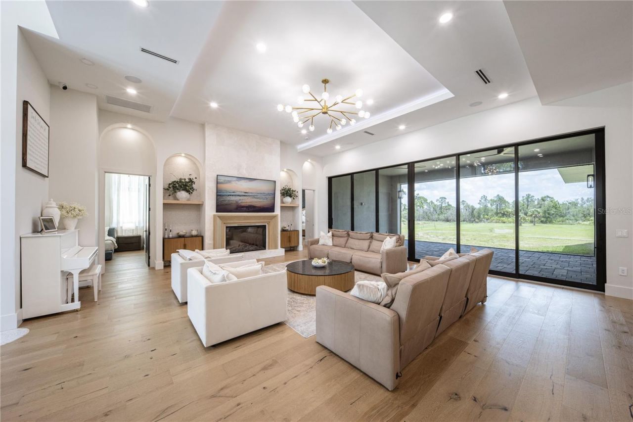 9240 Falcon Court, Venice, FL 34293 Photo