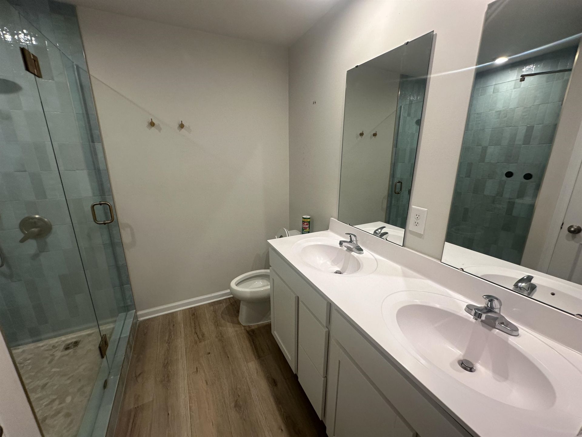 146 Villa Grande St. Photo 18