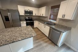 146 Villa Grande St. photo 4