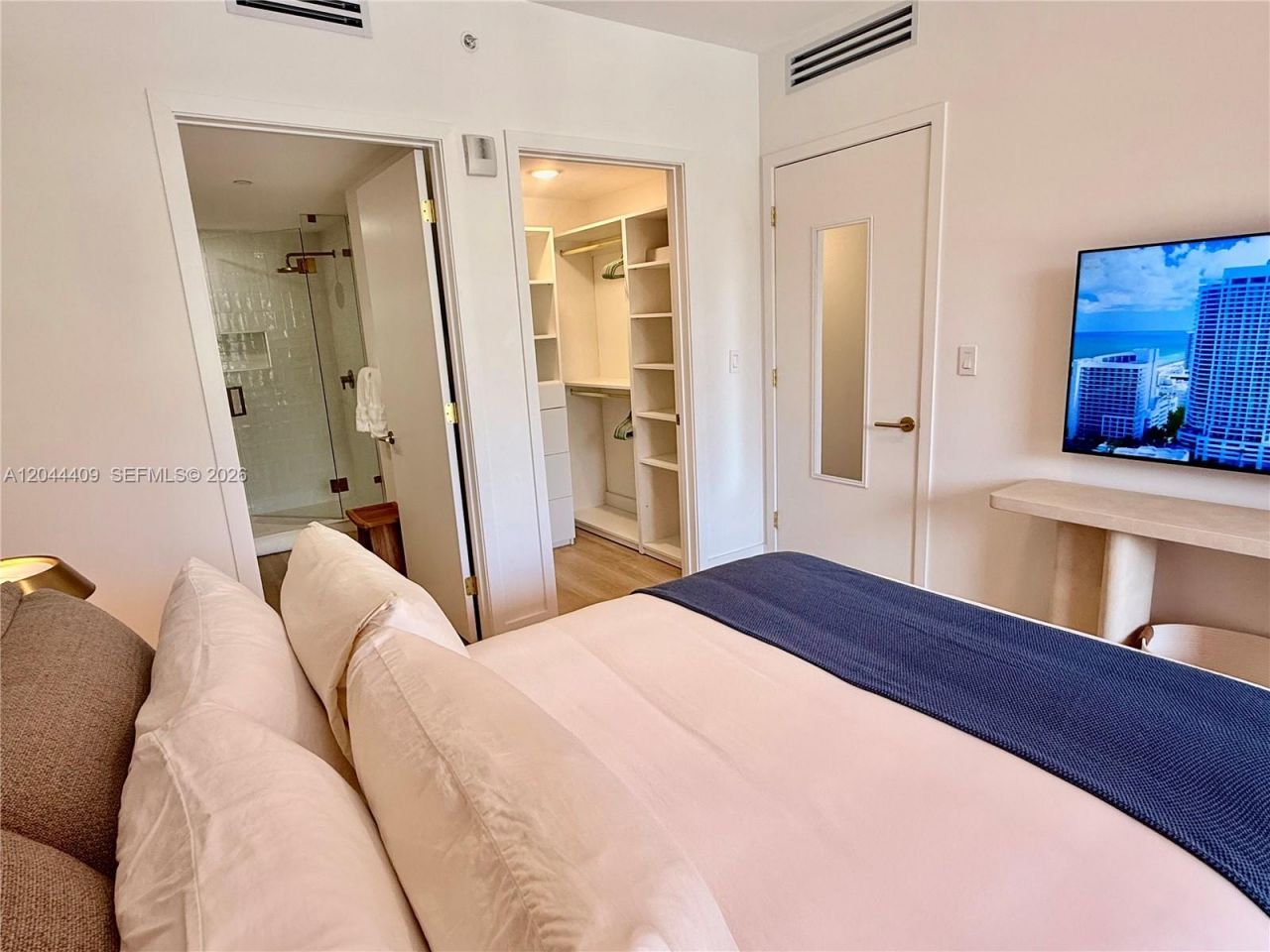 90 NE 32, Unit 302, Miami, FL 33137 Photo