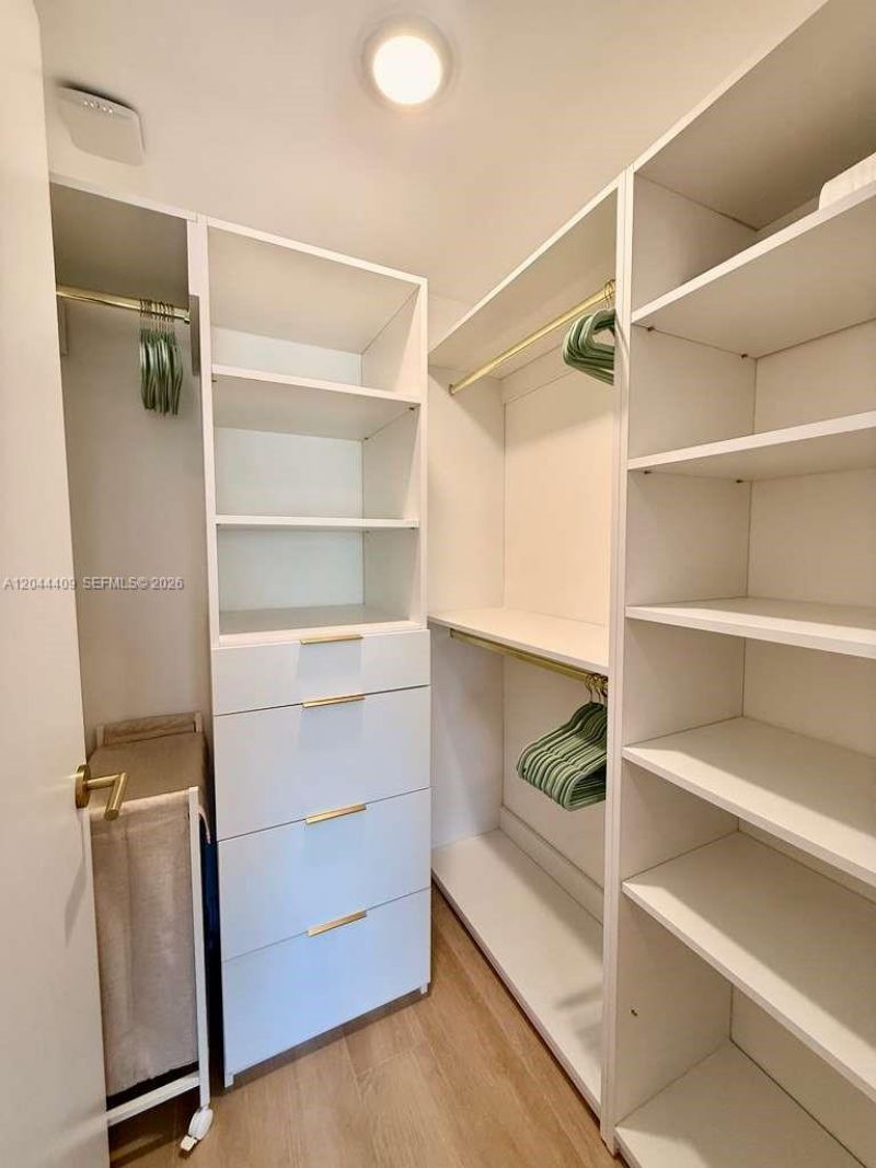 90 NE 32, Unit 302, Miami, FL 33137 Photo