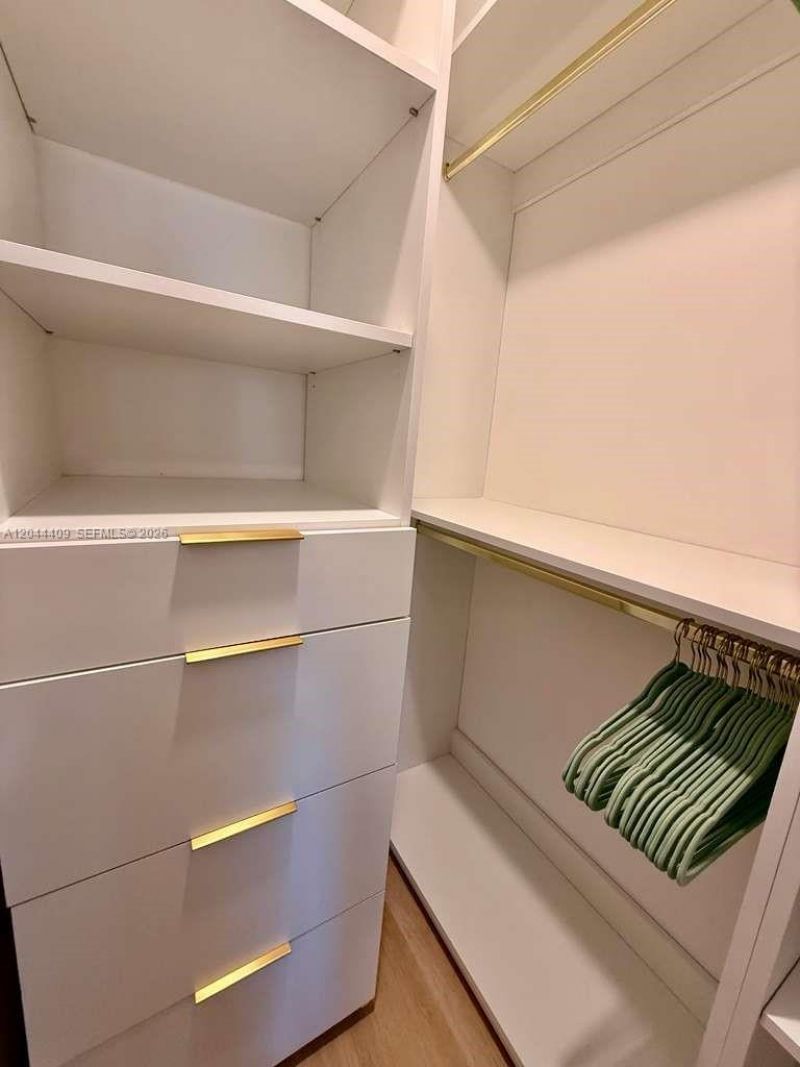 90 NE 32, Unit 302, Miami, FL 33137 Photo
