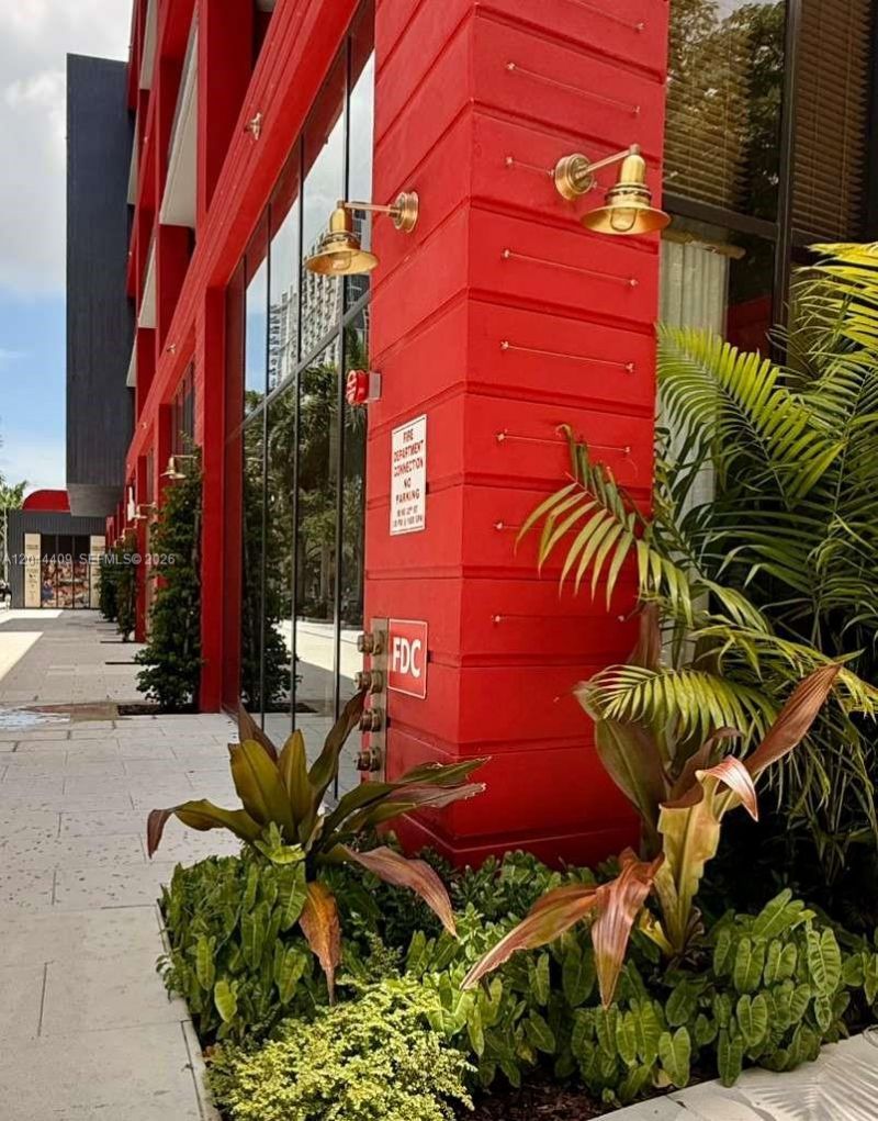 90 NE 32, Unit 302, Miami, FL 33137 Photo