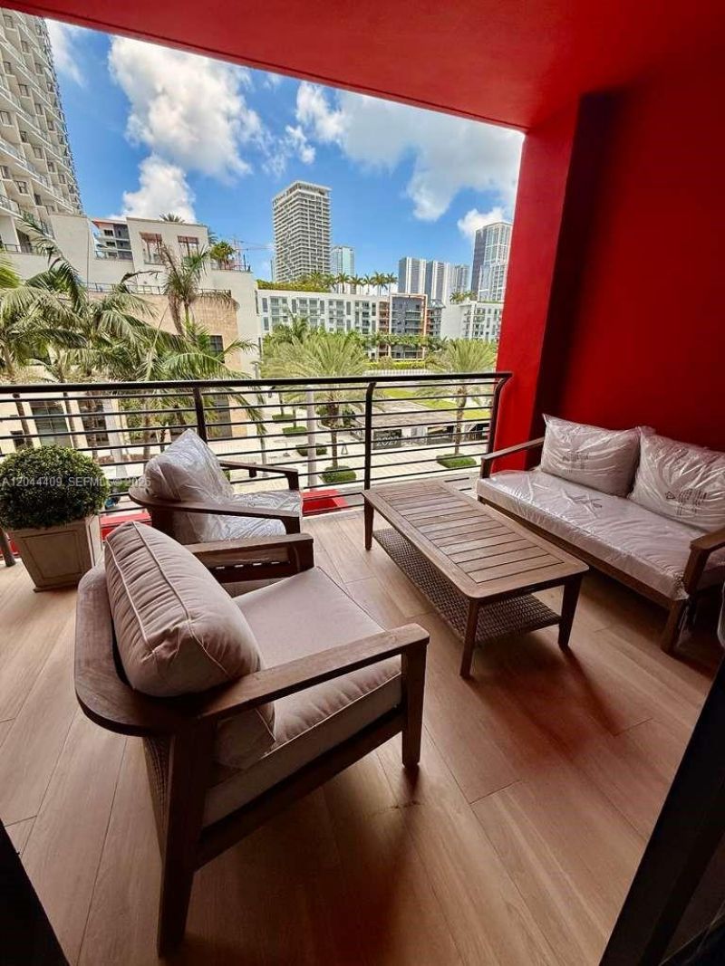 90 NE 32, Unit 302, Miami, FL 33137 Photo