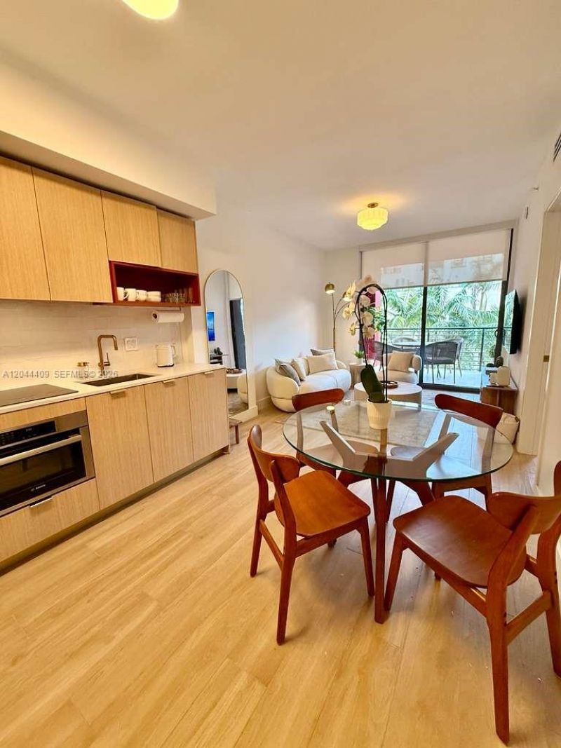 90 NE 32, Unit 302, Miami, FL 33137 Photo