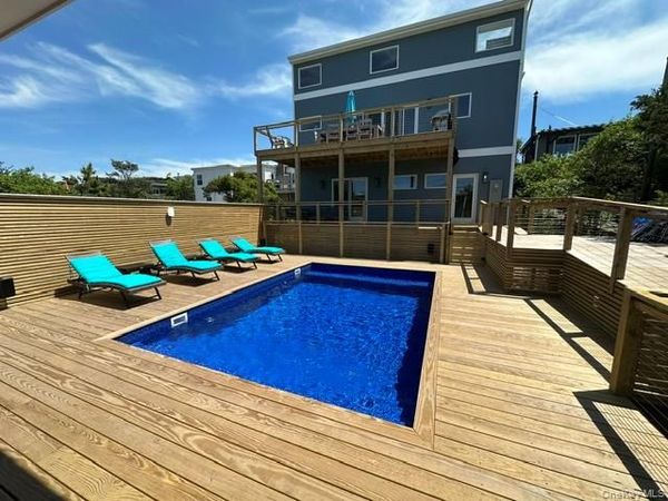 52 Lewis Walk , Cherry Grove, NY 11782