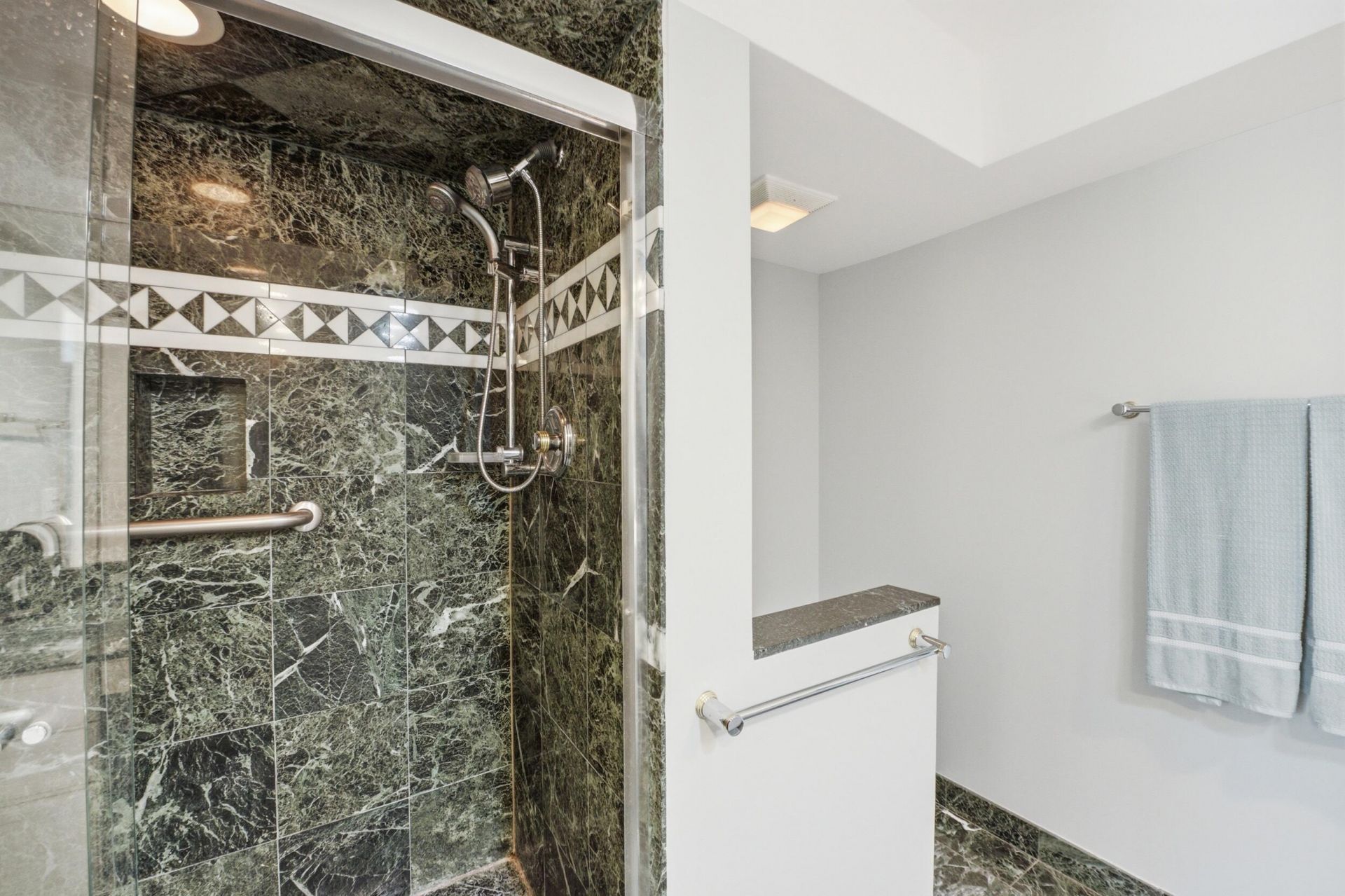 3200 S Ocean Boulevard, Unit D203, Palm Beach, FL 33480 Photo