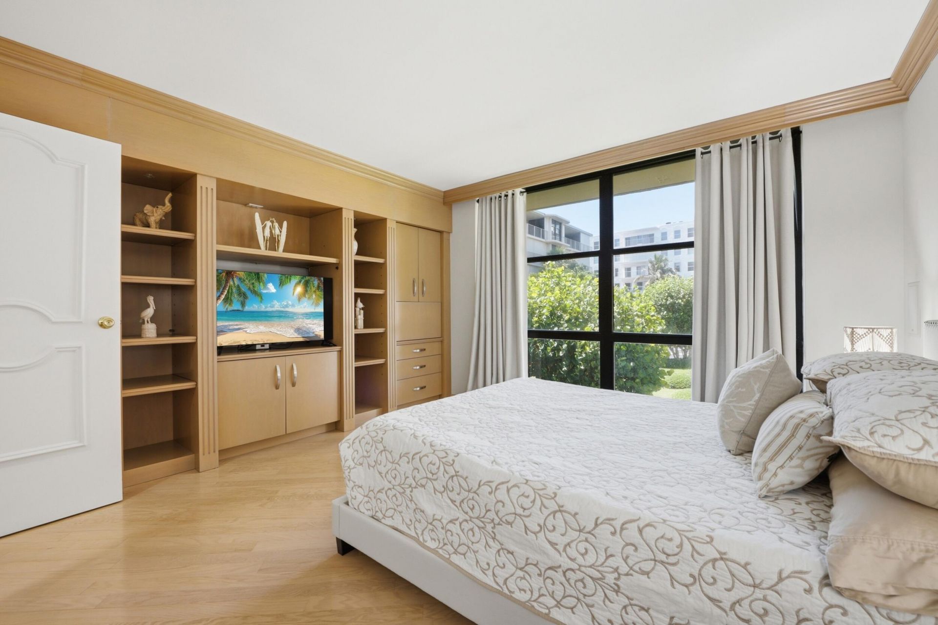 3200 S Ocean Boulevard, Unit D203, Palm Beach, FL 33480 Photo