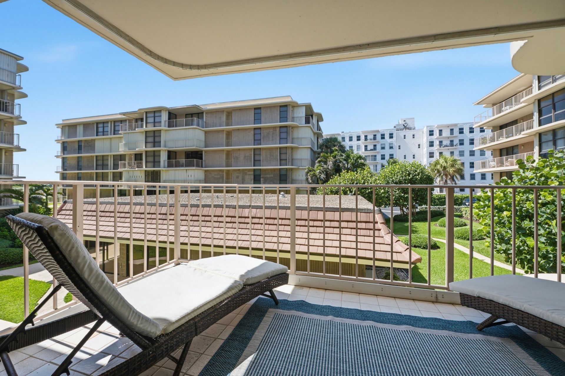 3200 S Ocean Boulevard, Unit D203, Palm Beach, FL 33480 Photo