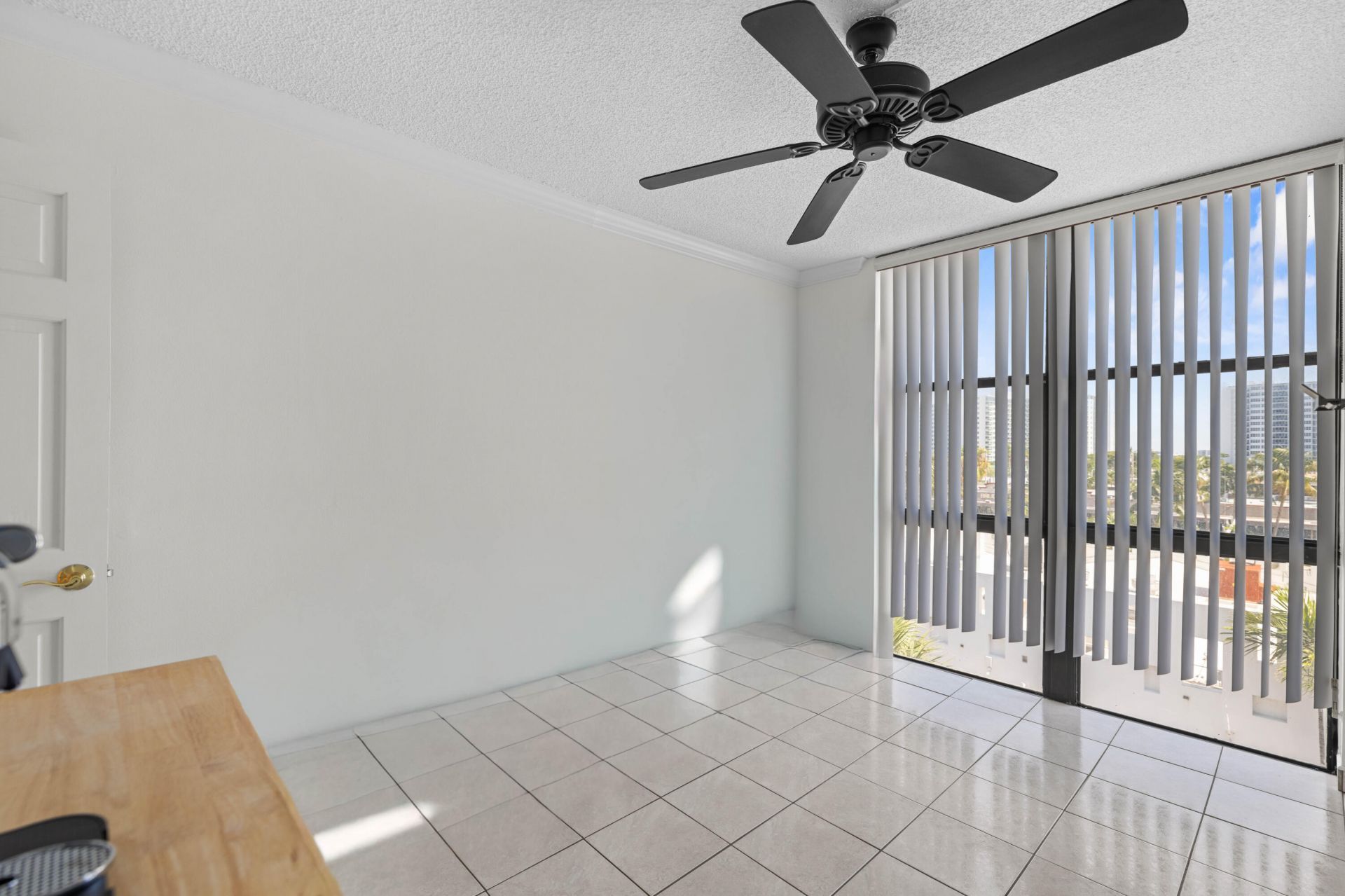3031 N Ocean Boulevard, Unit 507, Fort Lauderdale, FL 33308 Photo