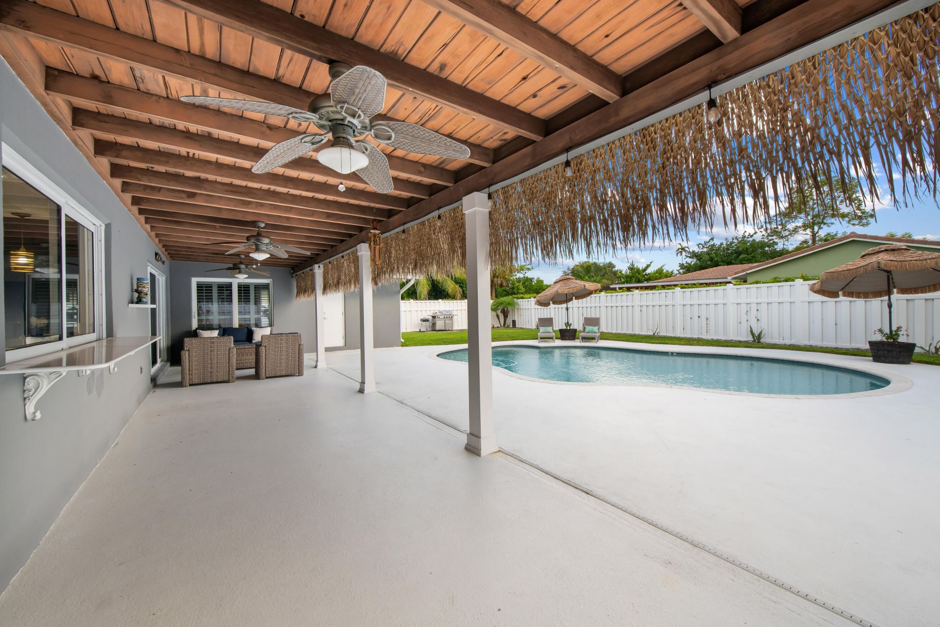 8552 Shadow Wood Boulevard, Coral Springs, FL 33071 Photo