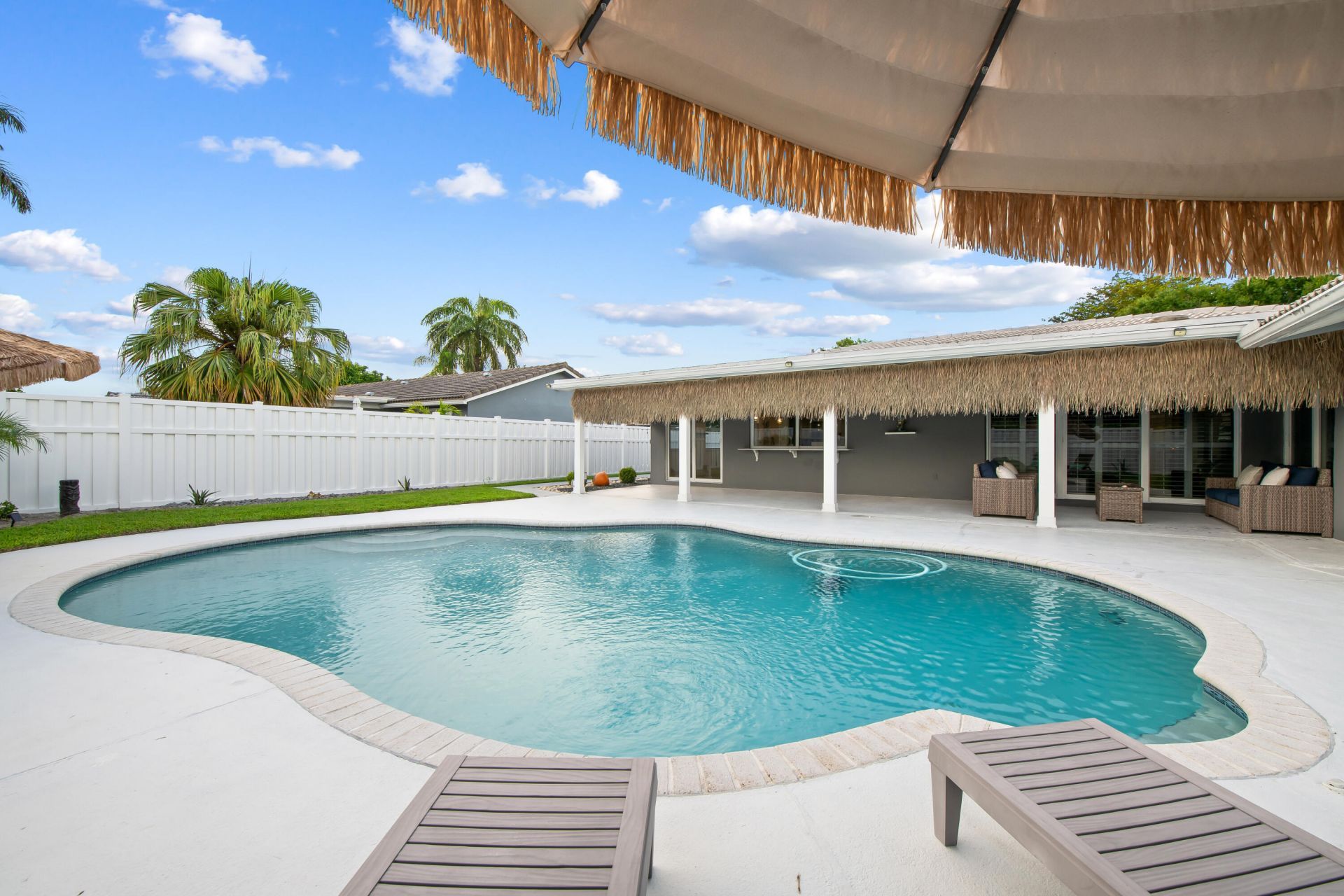 8552 Shadow Wood Boulevard, Coral Springs, FL 33071 Photo