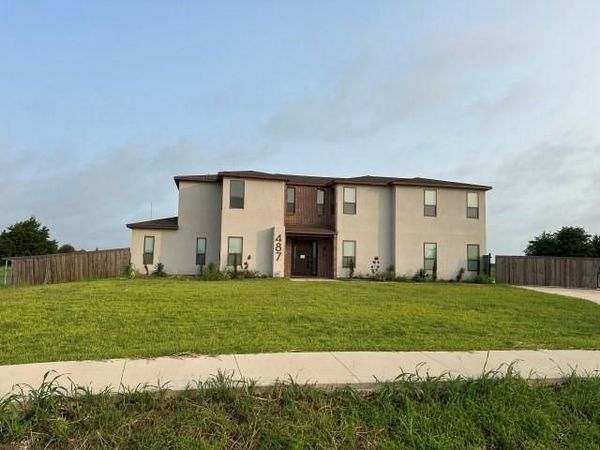 487 Whispering Way , Red Oak, TX 75154