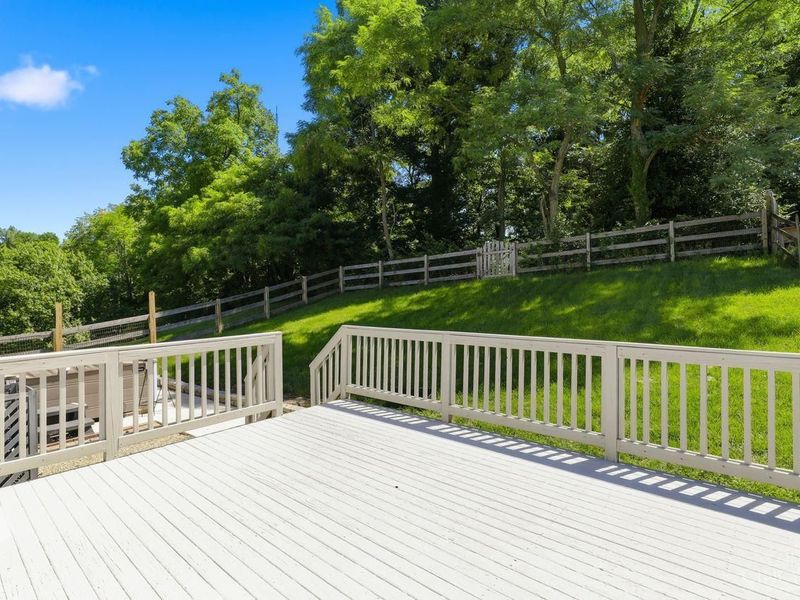 884 Venetian Terrace, Cincinnati, OH 45224 Photo 36