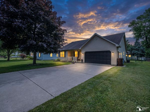2954 5th Street, Monroe, MI 48162