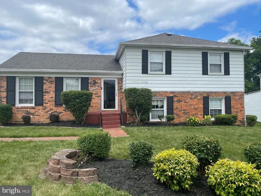 2200 Oaktree Lane, Temple Hills, MD 20748 Main Photo