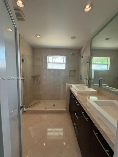1047 NE 84th St , Miami, FL 33138 Photo