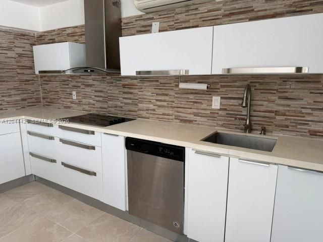 1047 NE 84th St , Miami, FL 33138 Photo