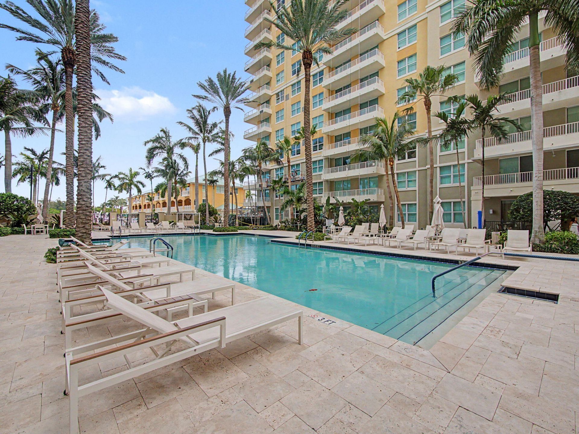 625 Casa Loma Boulevard, Unit 1402, Boynton Beach, FL 33435 Photo