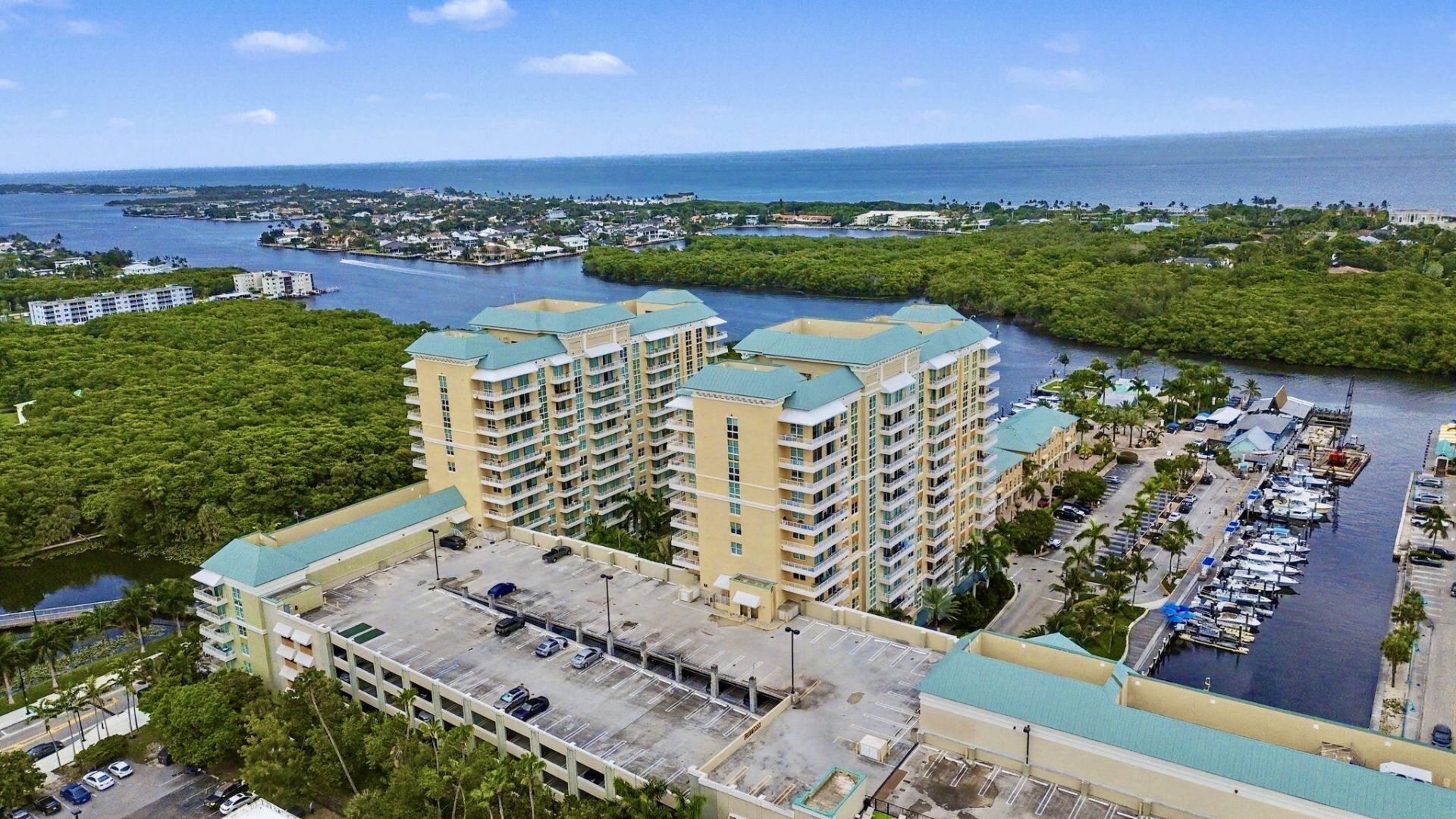 625 Casa Loma Boulevard, Unit 1402, Boynton Beach, FL 33435 Photo