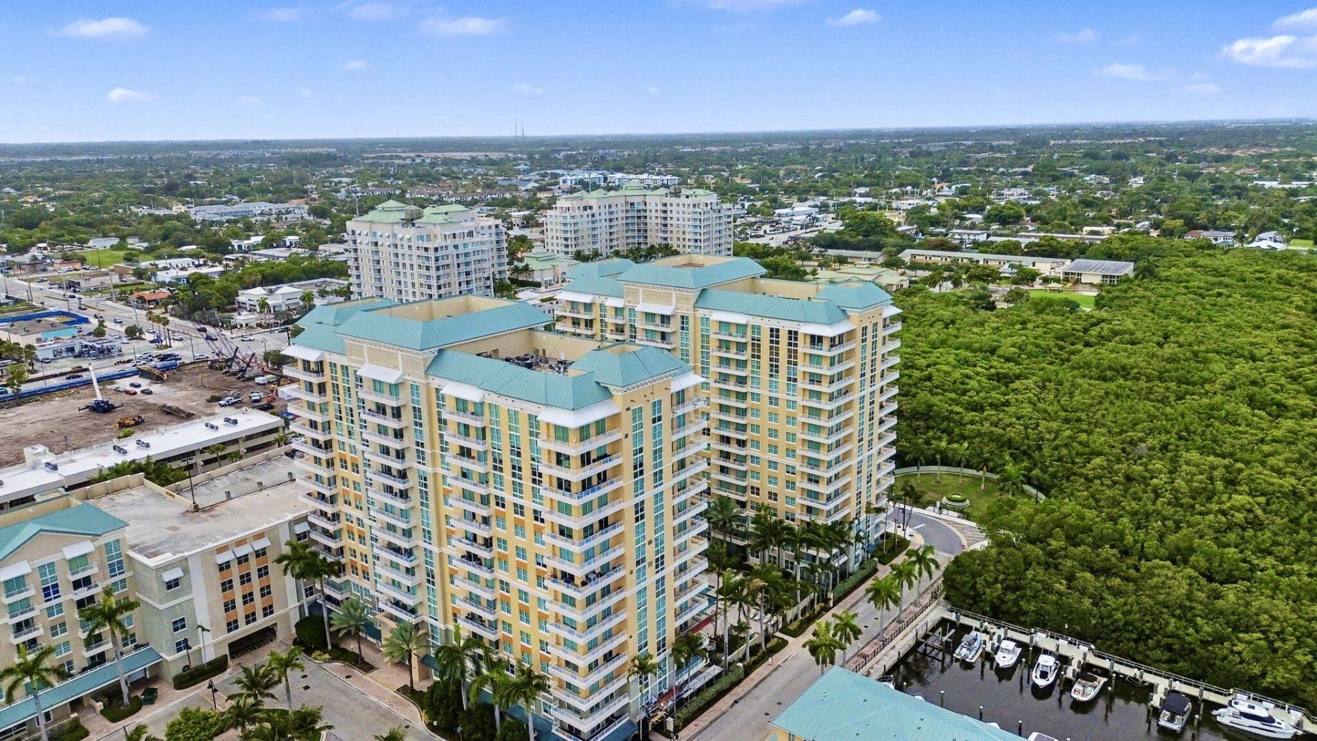 625 Casa Loma Boulevard, Unit 1402, Boynton Beach, FL 33435 Photo