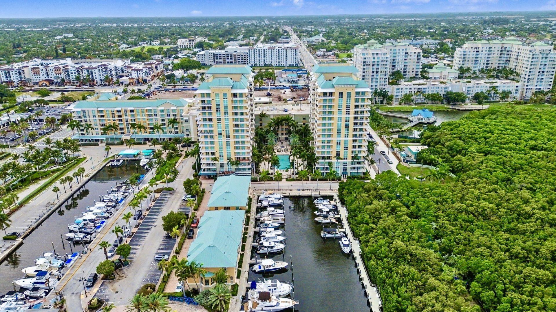 625 Casa Loma Boulevard, Unit 1402, Boynton Beach, FL 33435 Photo