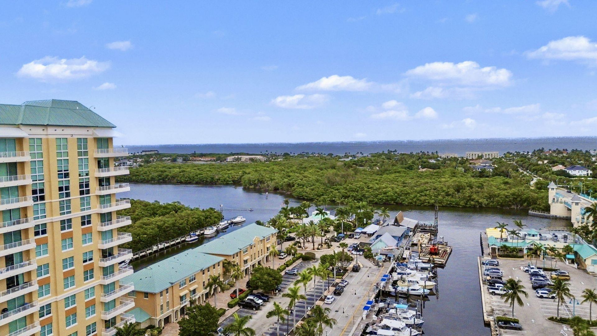 625 Casa Loma Boulevard, Unit 1402, Boynton Beach, FL 33435 Photo