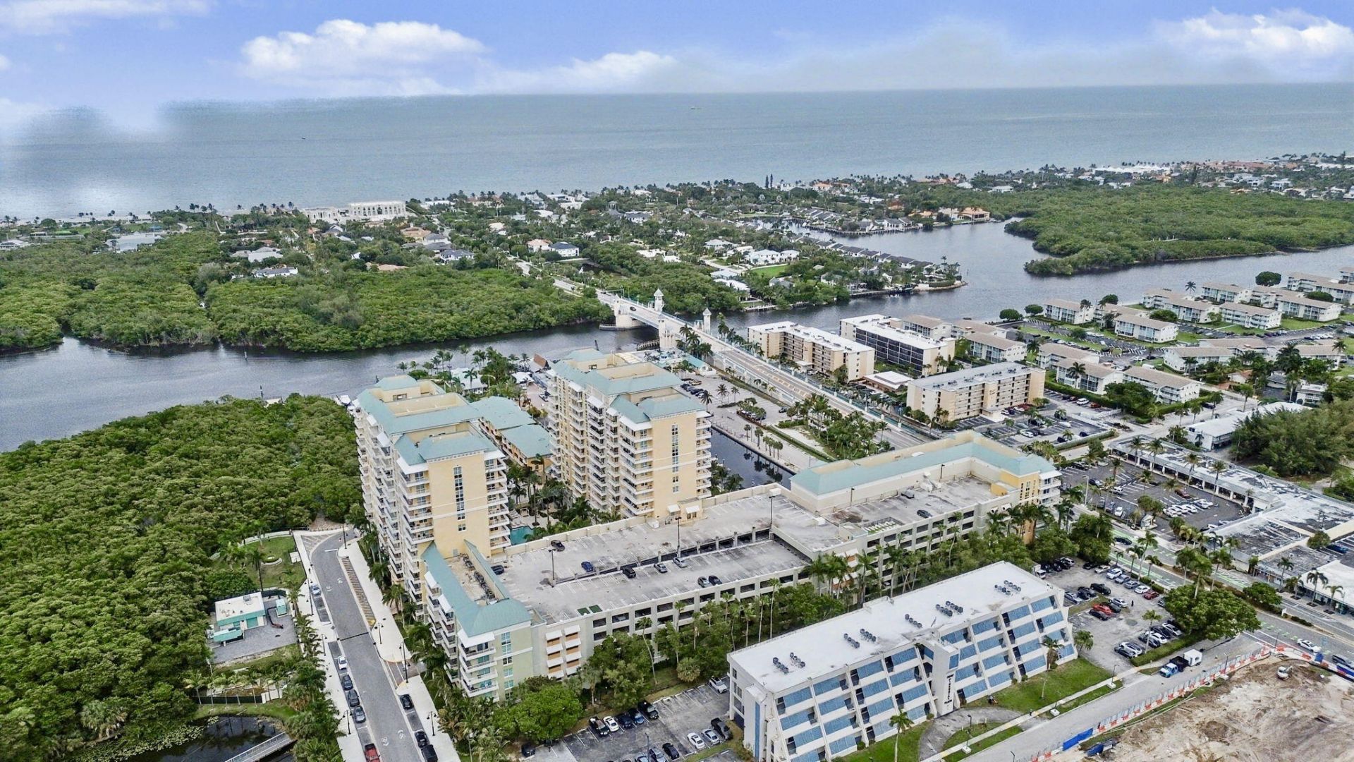 625 Casa Loma Boulevard, Unit 1402, Boynton Beach, FL 33435 Photo