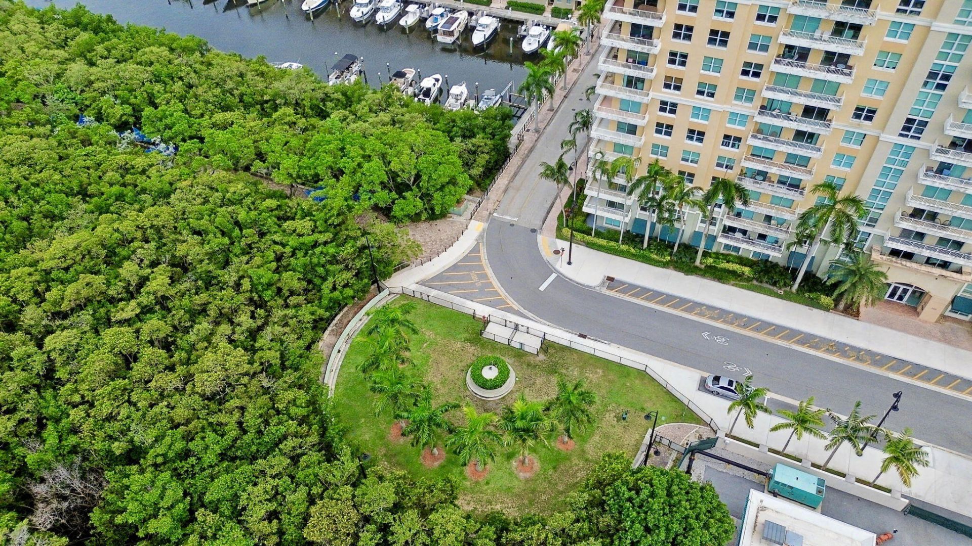 625 Casa Loma Boulevard, Unit 1402, Boynton Beach, FL 33435 Photo