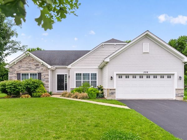 336 E Cloverlane Drive , Sycamore, IL 60178