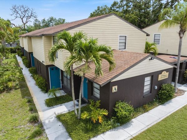 960 HIGHLAND STREET, Unit A7, SARASOTA, FL 34234