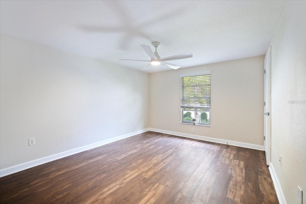 960 Highland Street, Unit A7, Sarasota, FL 34234 Photo