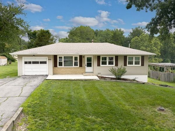 7600 Richland Avenue, Kansas City, KS 66111