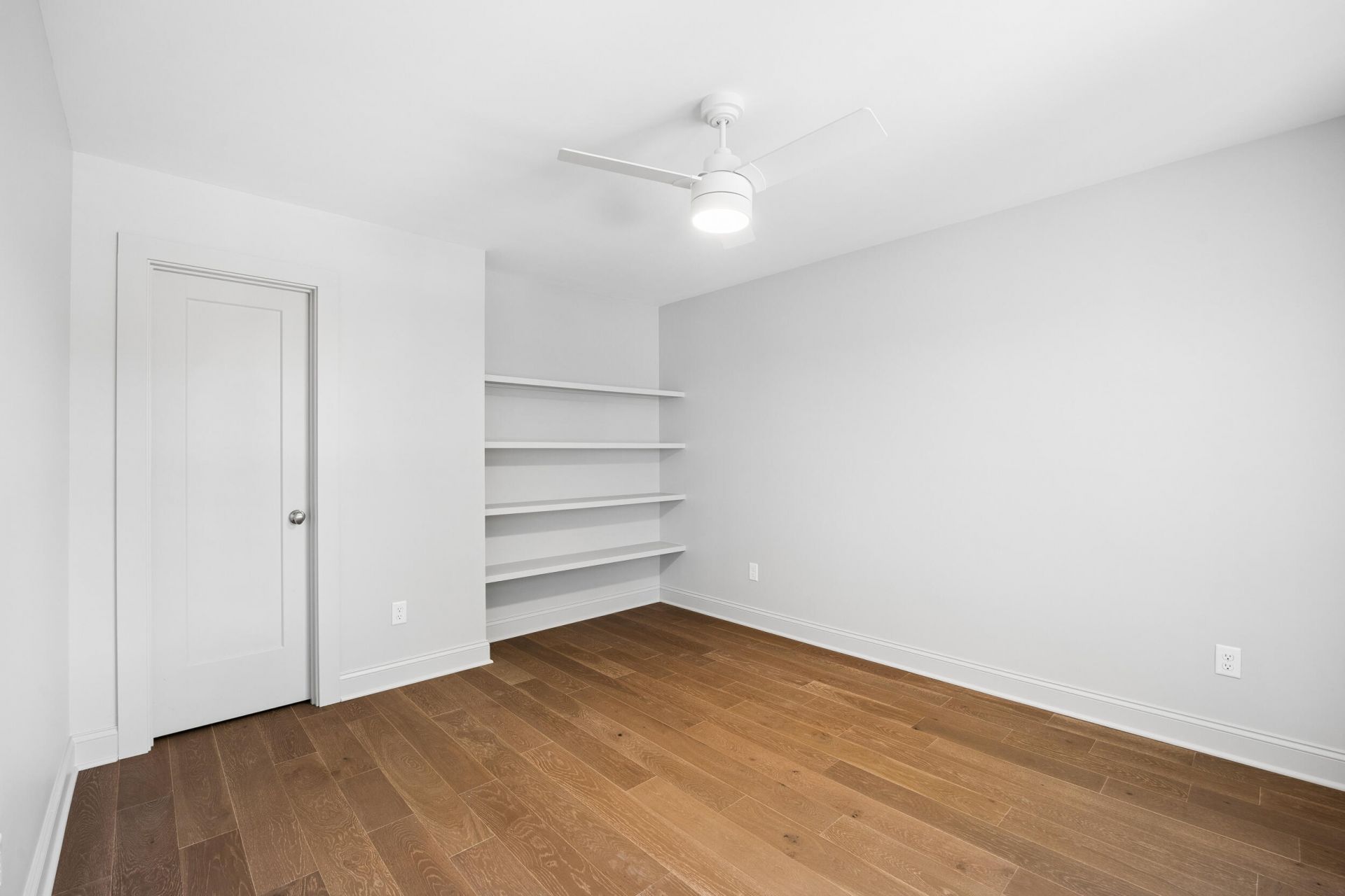 608 Pilot Street Photo 29