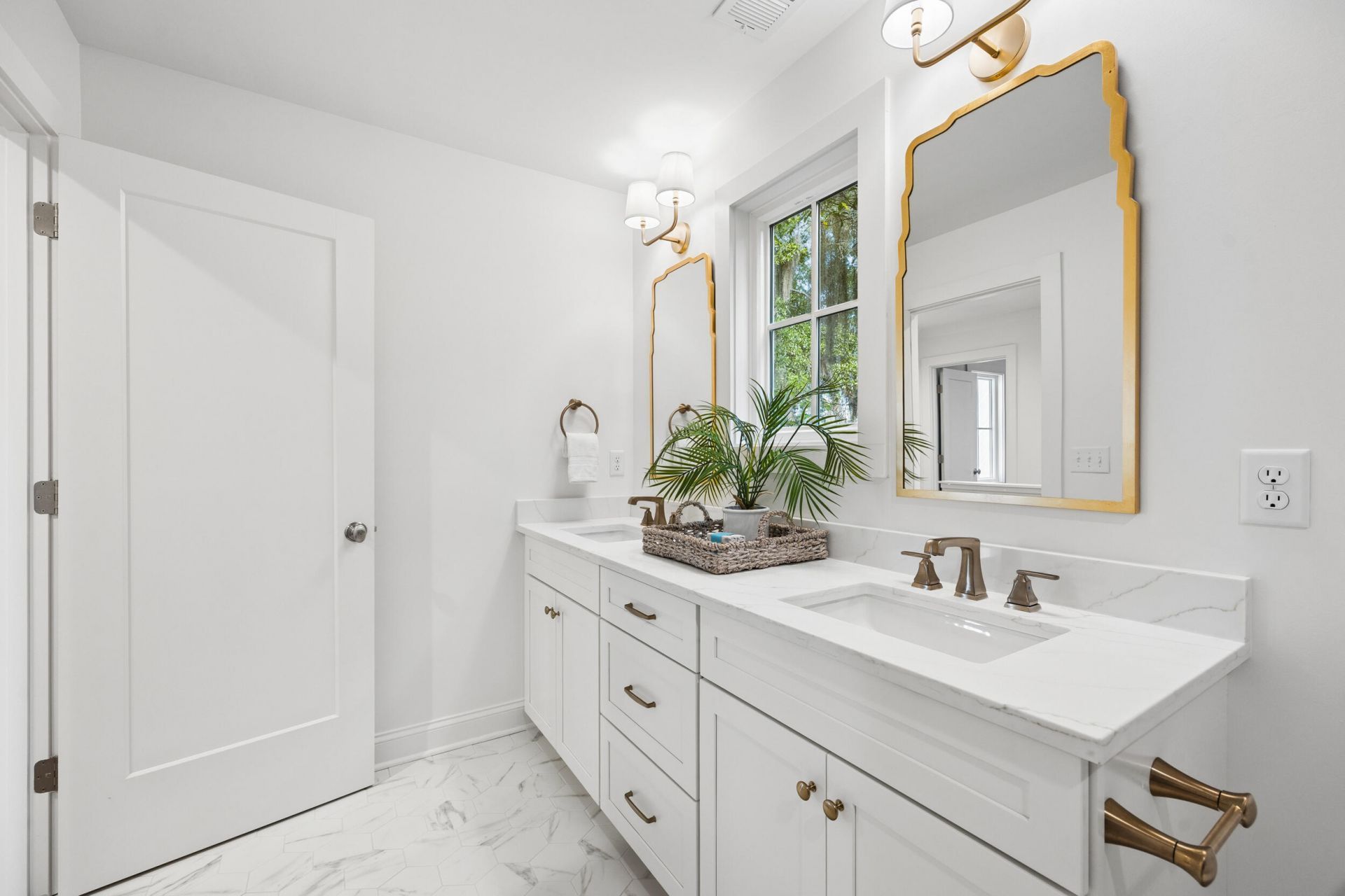 608 Pilot Street Photo 31
