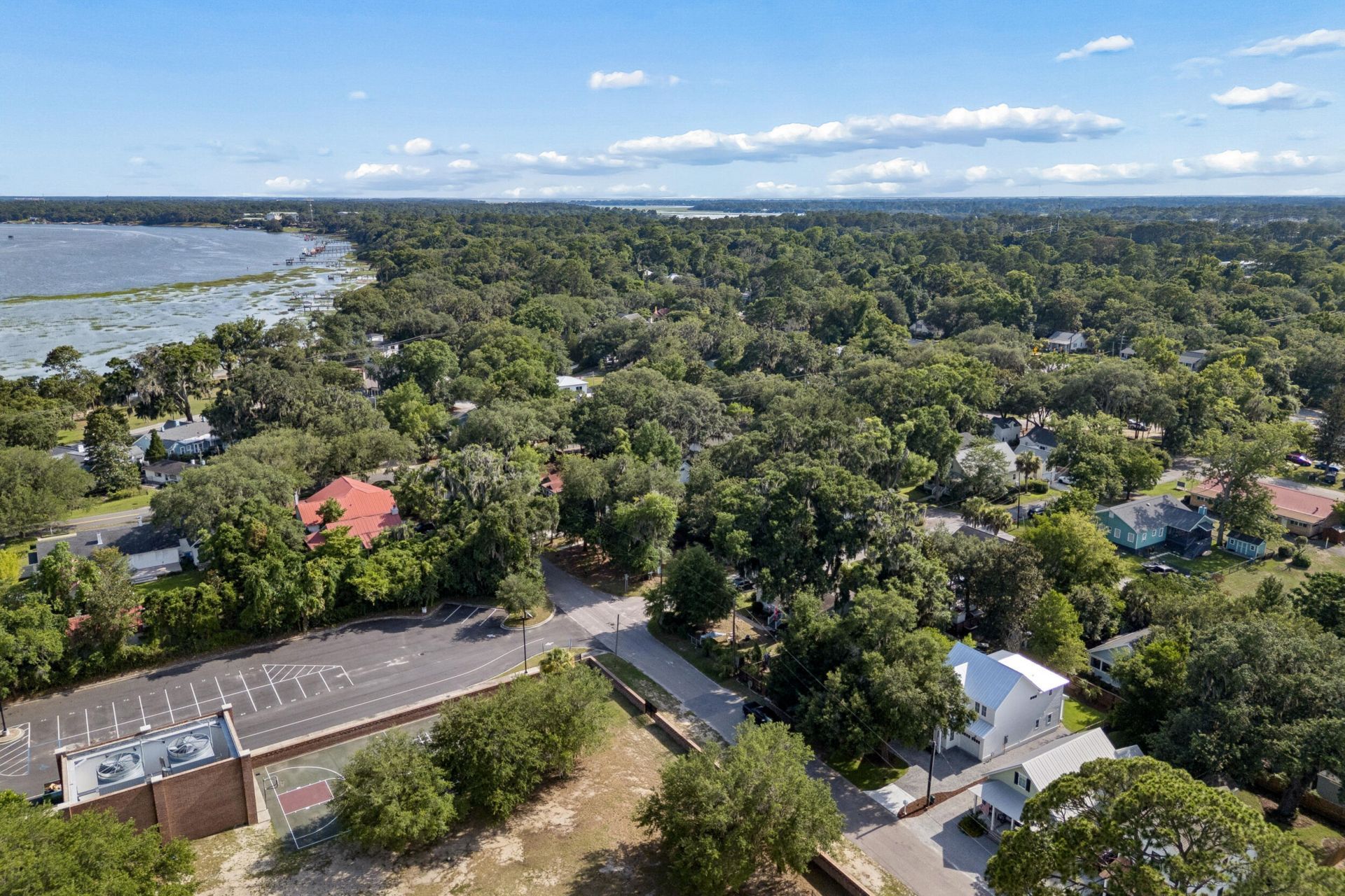 608 Pilot Street Photo 34