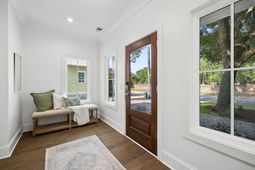 608 Pilot Street photo 4
