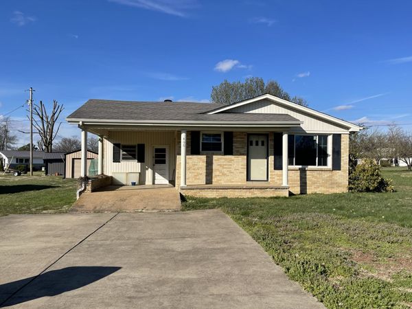 408 Birch St , Lafayette, TN 37083