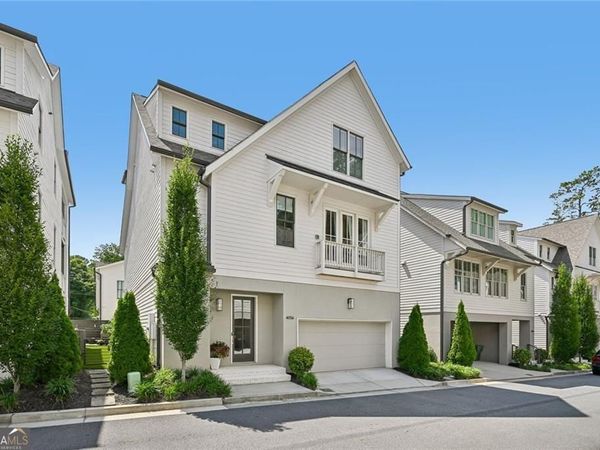 4036 Hazel Nut Lake NE, Atlanta, GA 30342