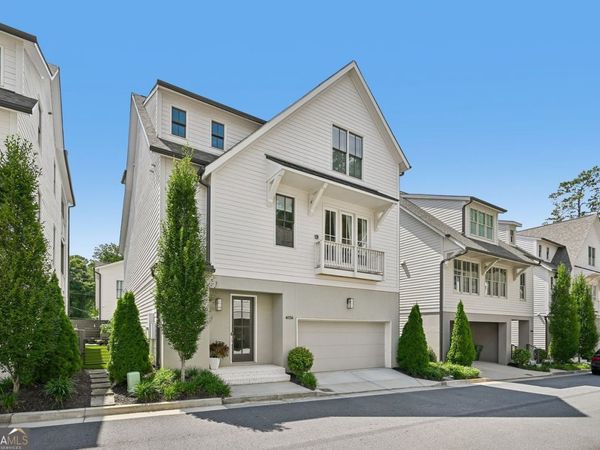 4036 Hazel Nut Lake NE, Atlanta, GA 30342