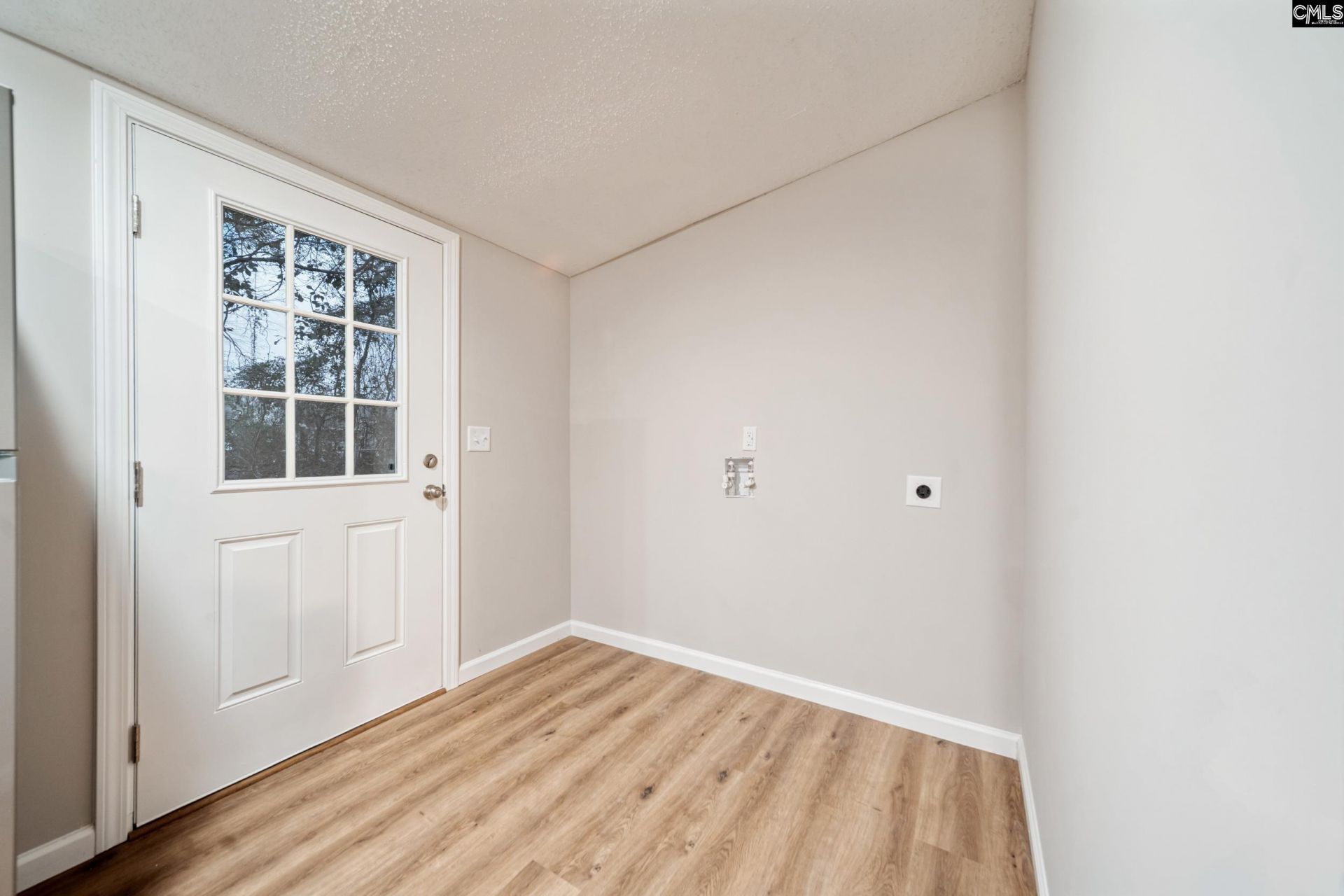 255 Tullah Drive  Photo 21