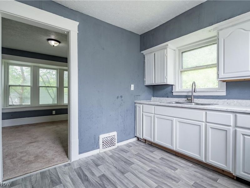 757 Baird Street, Akron, OH 44306 Photo 11