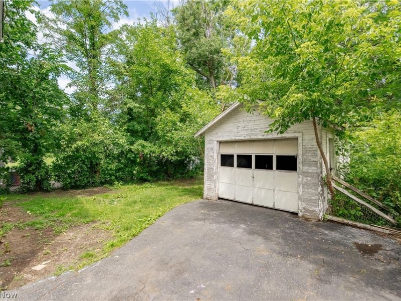 757 Baird Street, Akron, OH 44306 Photo 31