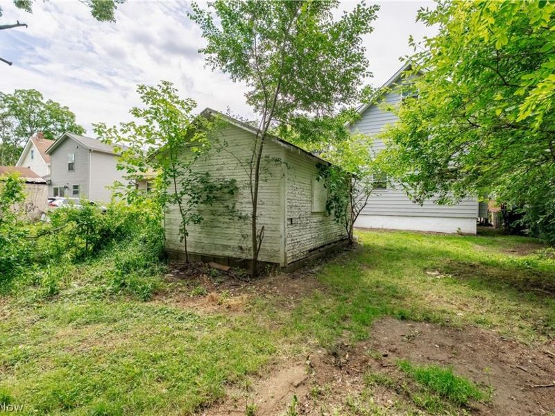 757 Baird Street, Akron, OH 44306 Photo 33