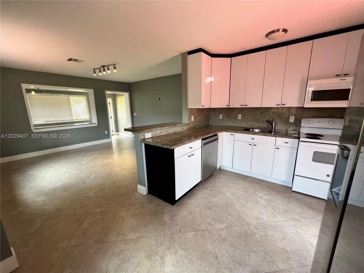 2502 Dewey St , Hollywood, FL 33020 Photo