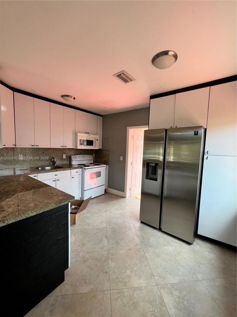 2502 Dewey St , Hollywood, FL 33020 Photo