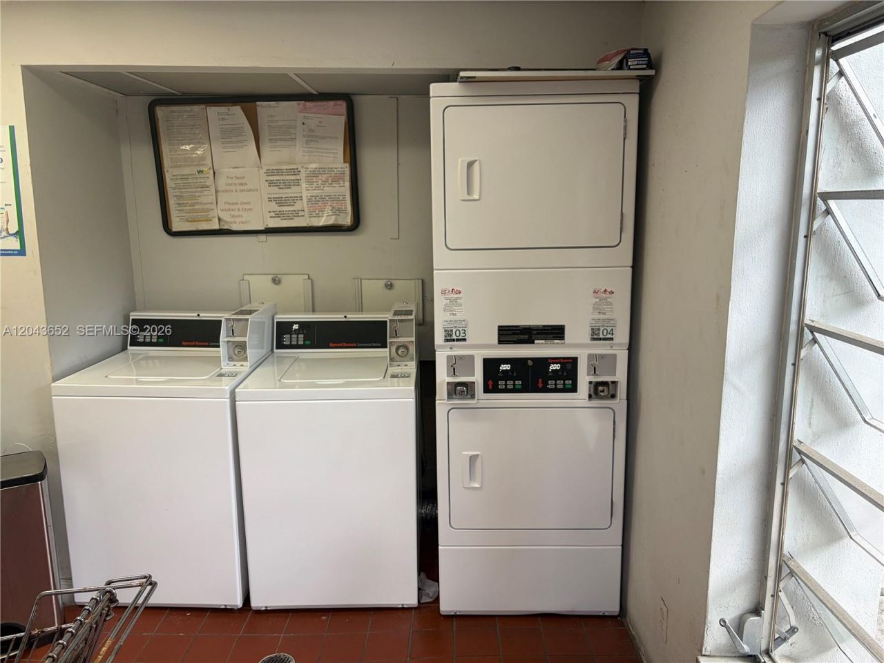 820 Salzedo St, Unit 405, Coral Gables, FL 33134 Photo