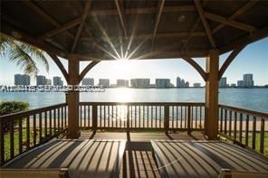 18100 N Bay Rd , Unit 304, Sunny Isles Beach, FL 33160 Photo